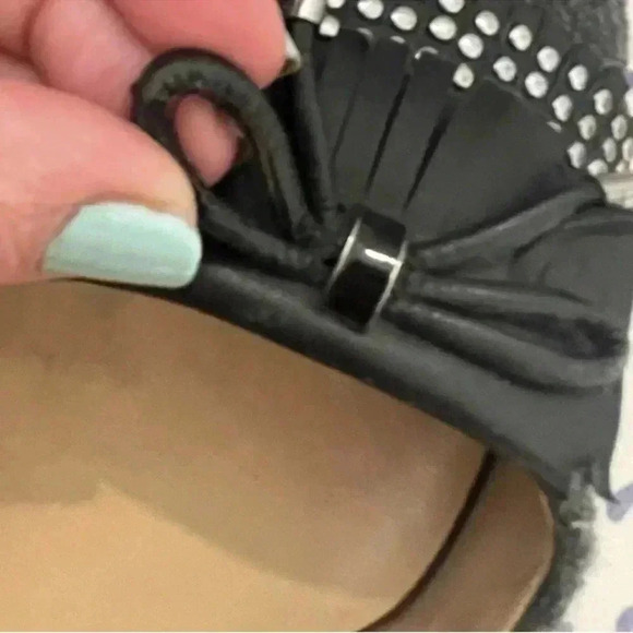 Karl Lagerfeld wool and tassled block heel rounded toe office career pumps gray - Picture 9 of 10